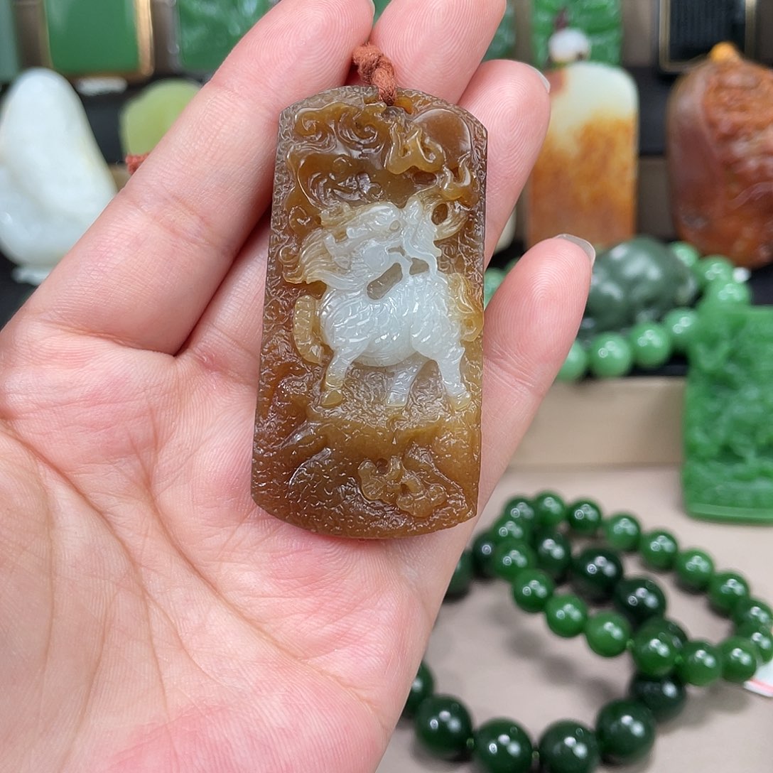 和田玉未镶嵌挂件