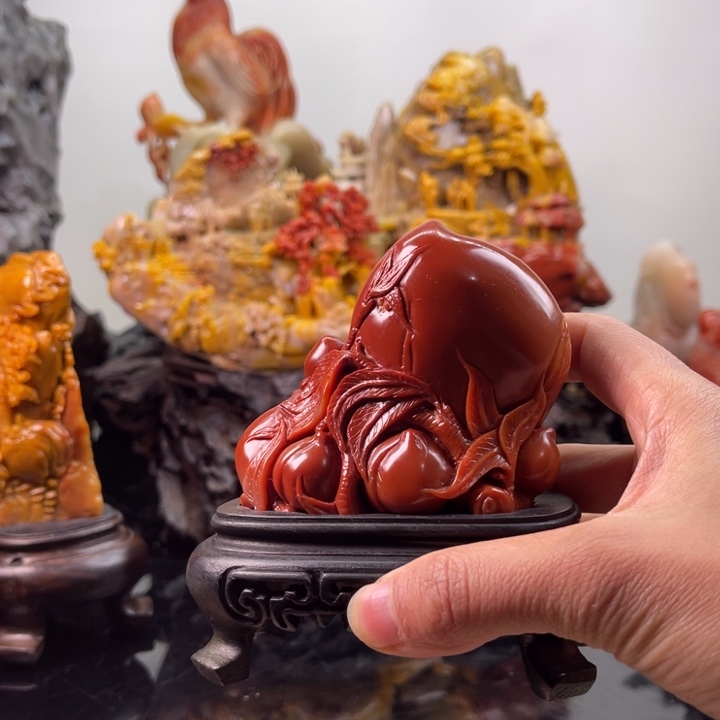 寿山石寿桃摆件手把件