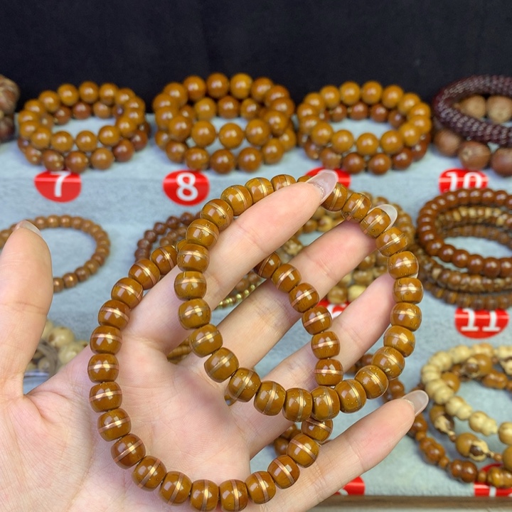 无***的手串紫金鼠一线天