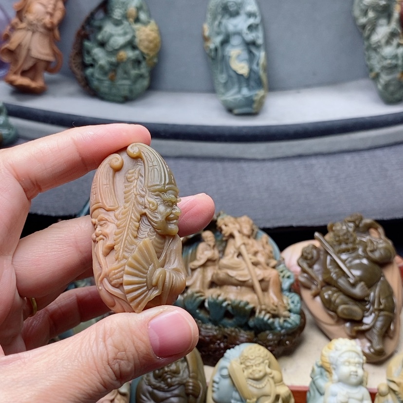 【闪购商品】定制石英质玉吊坠未镶嵌