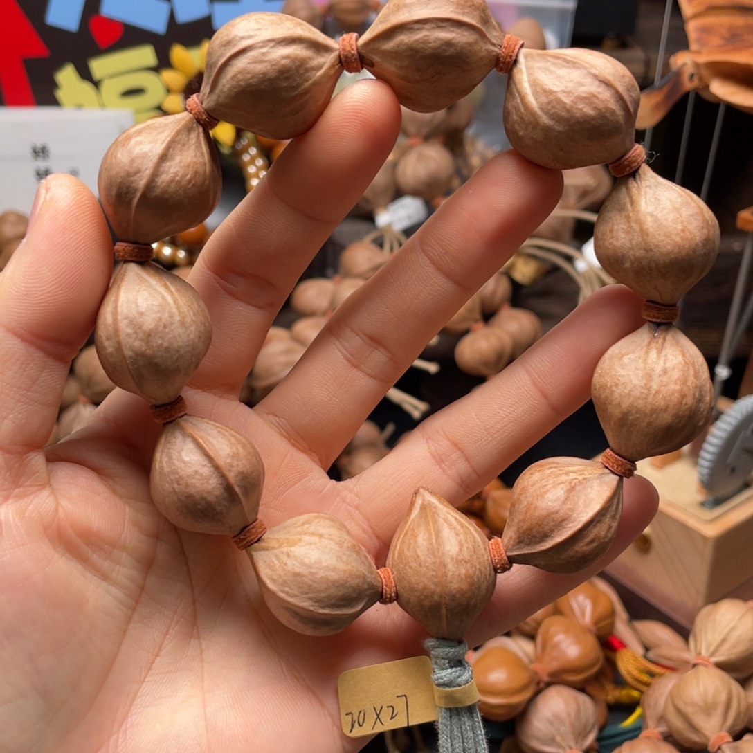 彷***徨吊坠橄榄核2027铁核