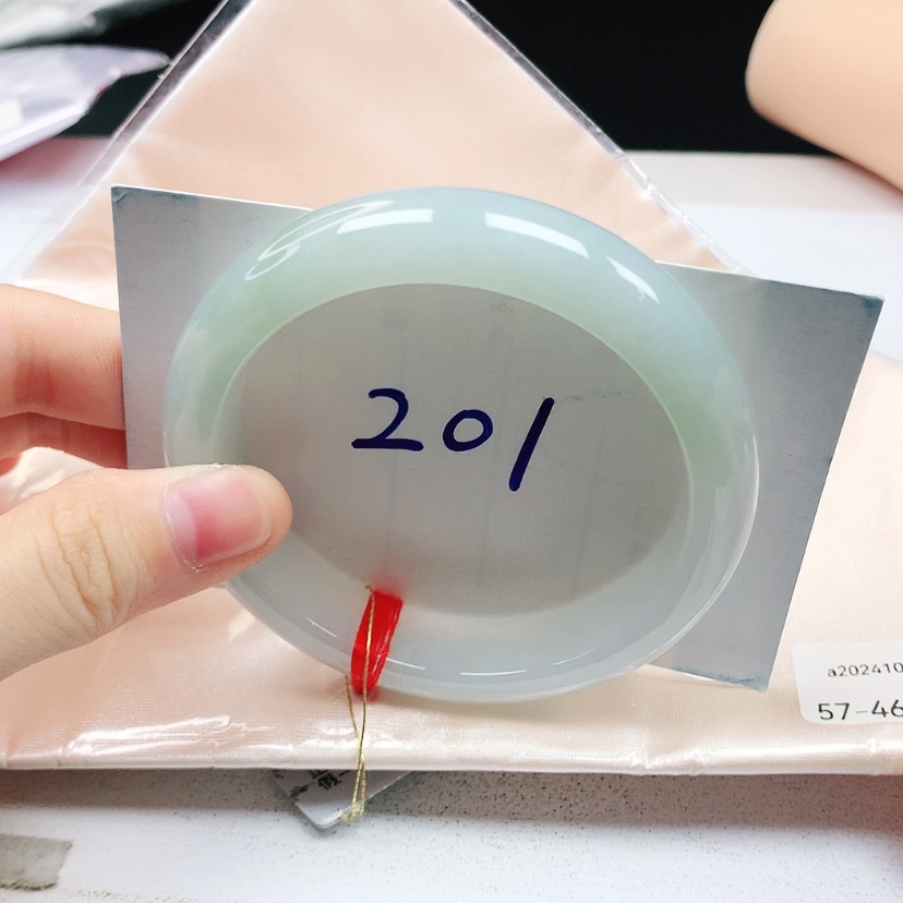 【闪购商品】翡翠手镯未镶嵌缅甸天然a货手镯57