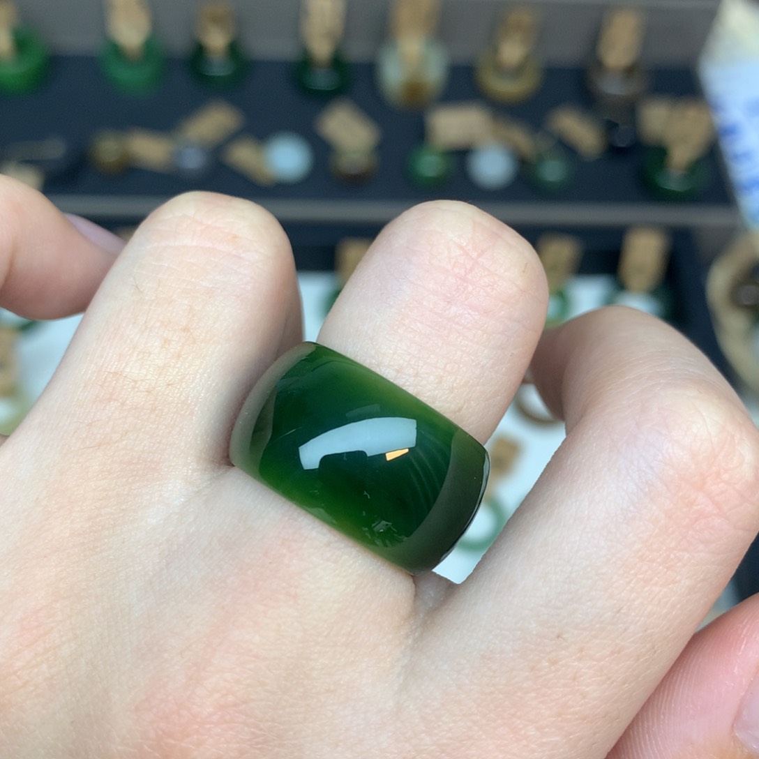 和田玉戒指未镶嵌