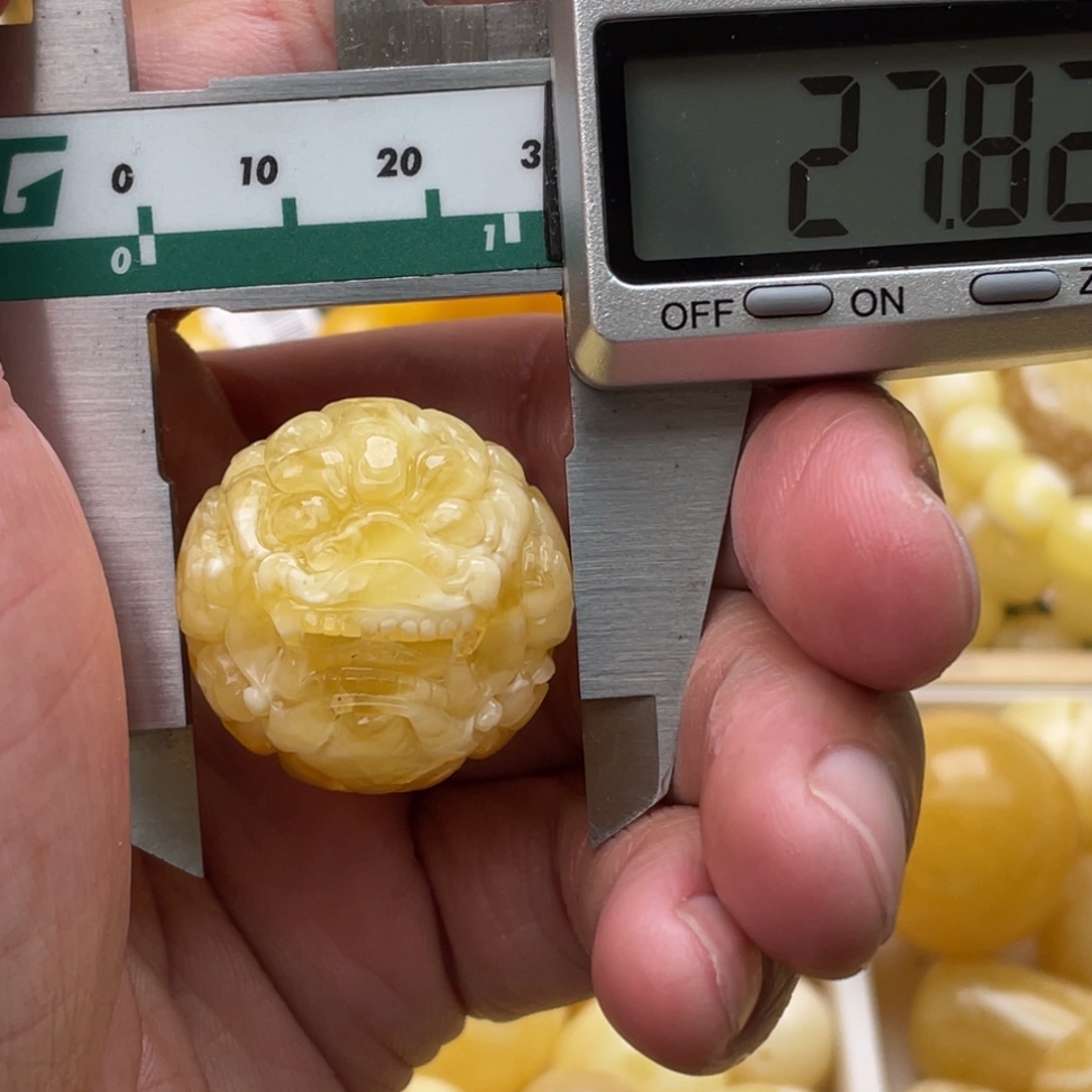 蜜蜡珠宝奇石未镶嵌特价微瑕10.4