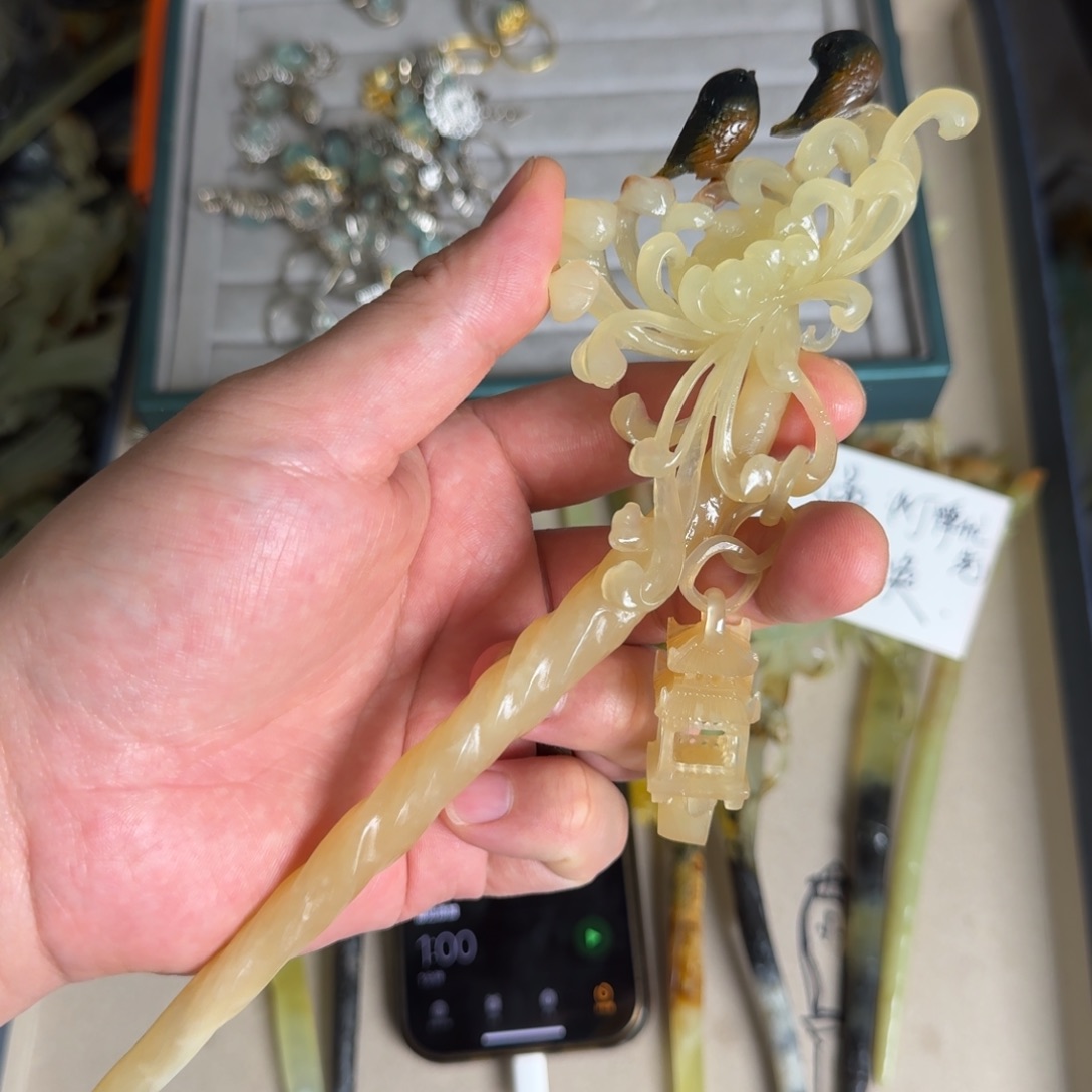 岫玉发饰未镶嵌嘚*