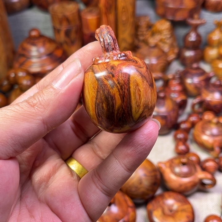 黄花梨/降香黄檀海南黄花梨油梨工艺品