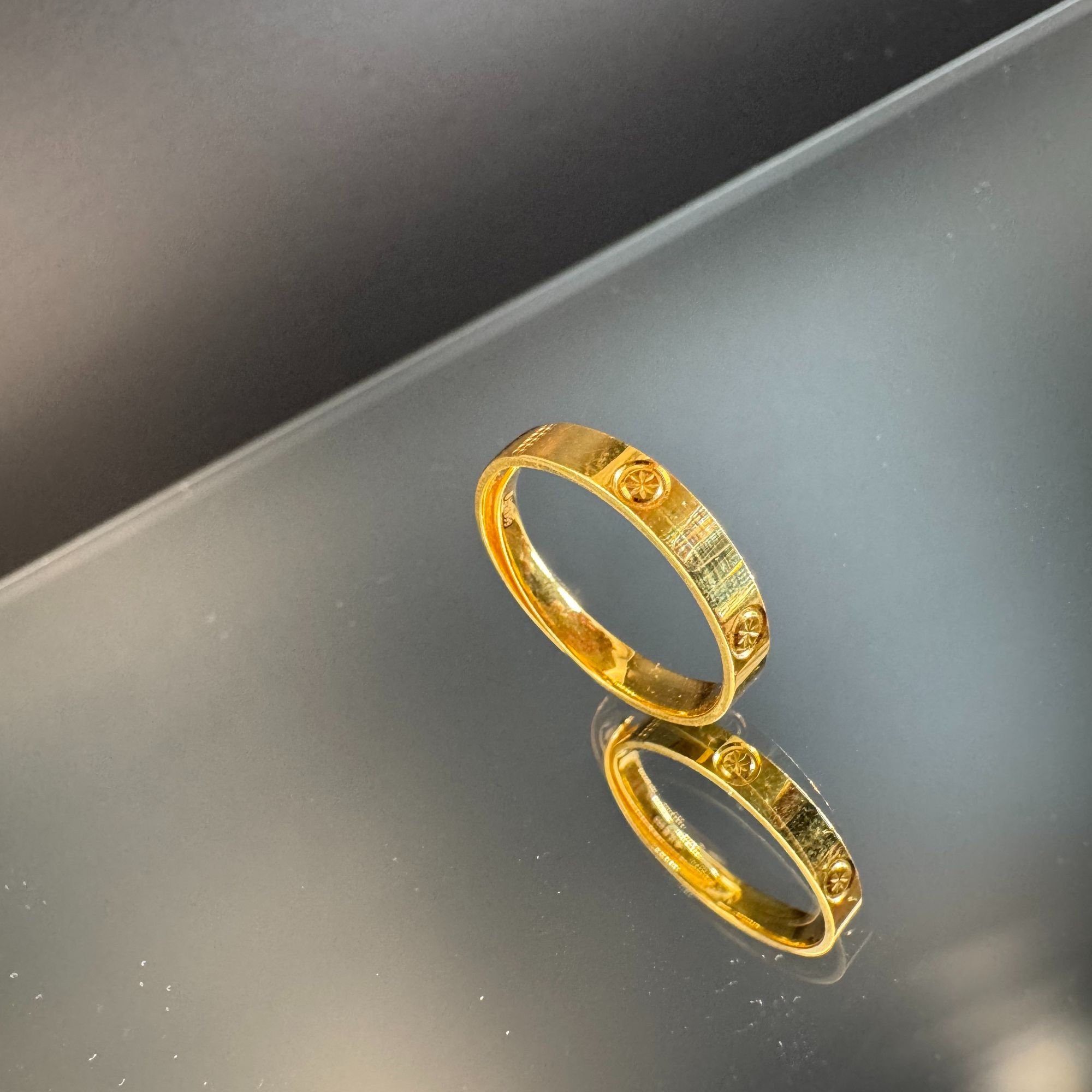 足金999黄金 卡1.5亮面活口戒指