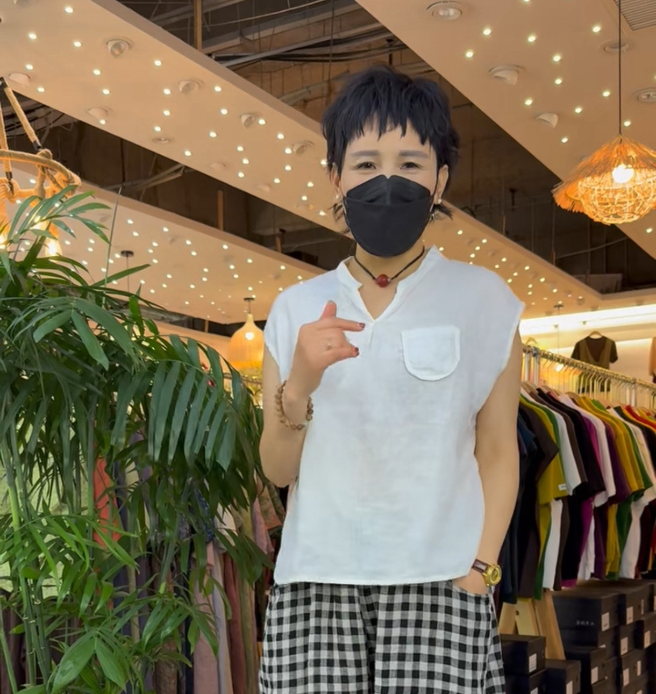 无䄂竺麻白色小衫休闲百搭100斤穿到145斤