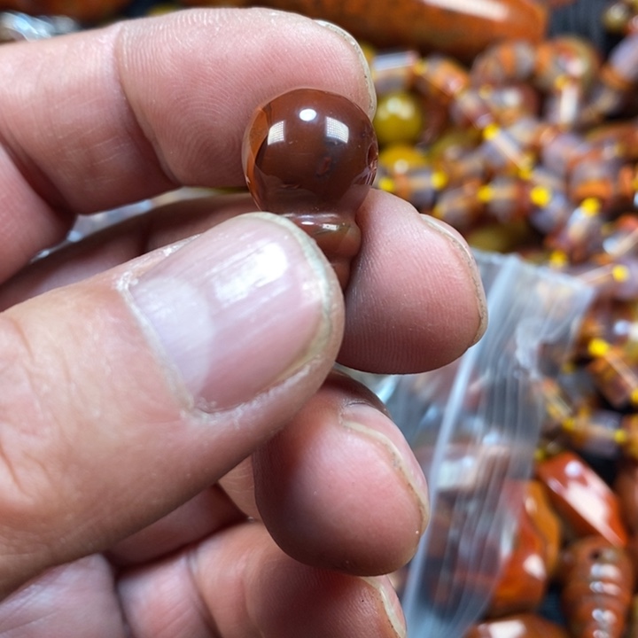 未镶嵌颈饰玛瑙/玉髓暗*行