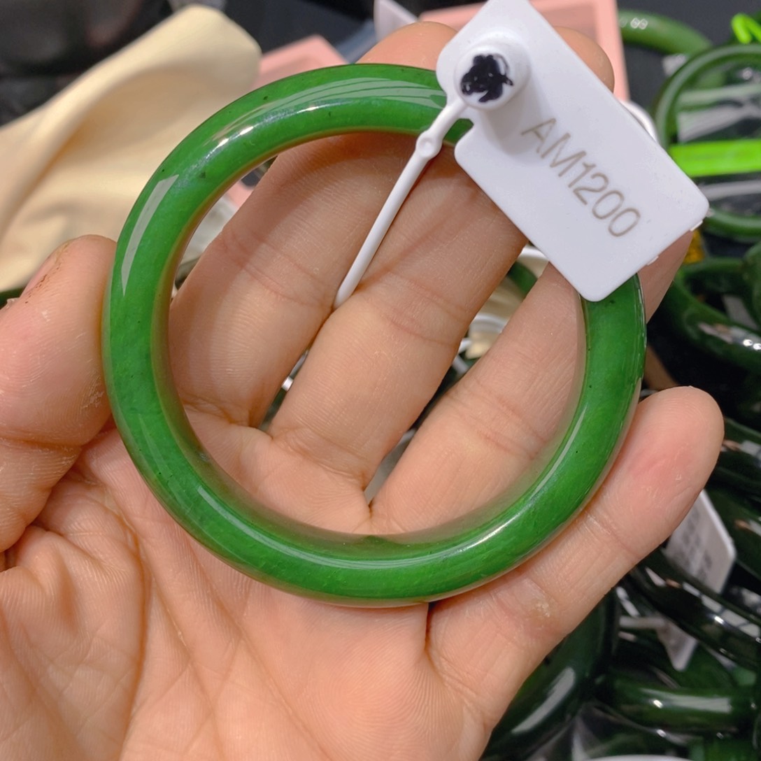 和田玉（碧玉）手镯未镶嵌58