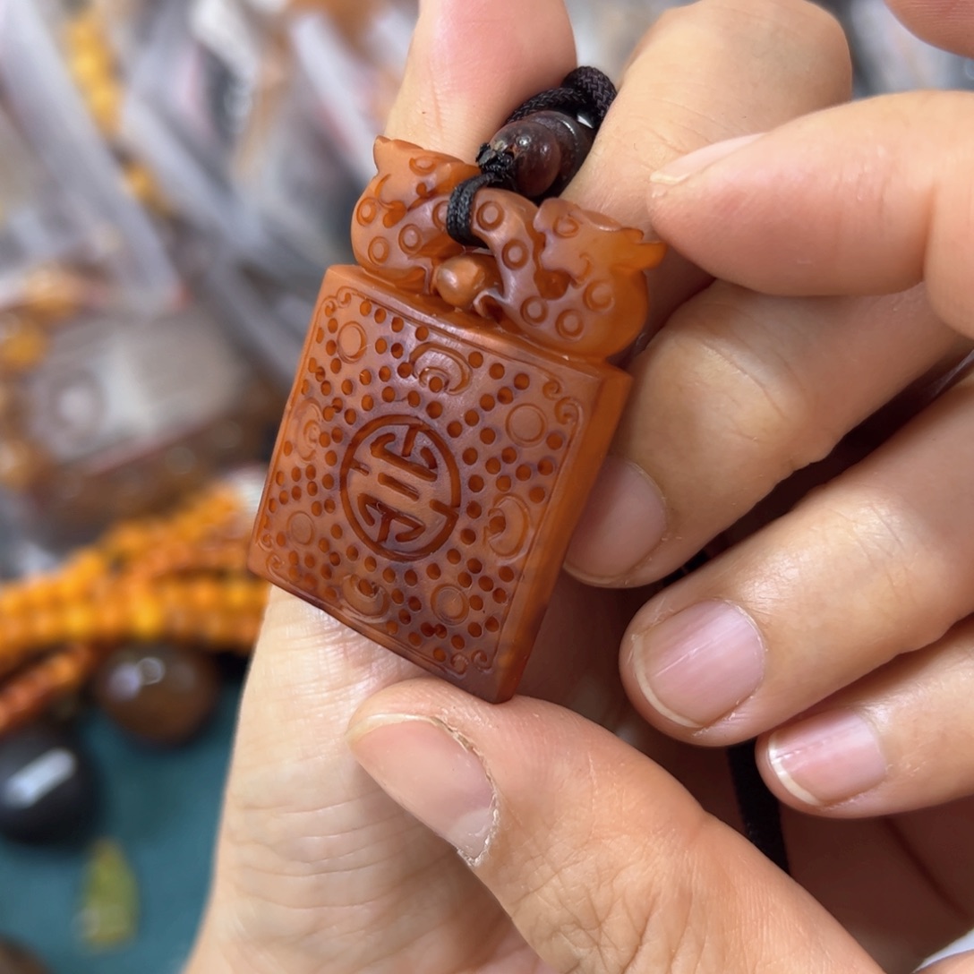 琥珀珠宝奇石未镶嵌856