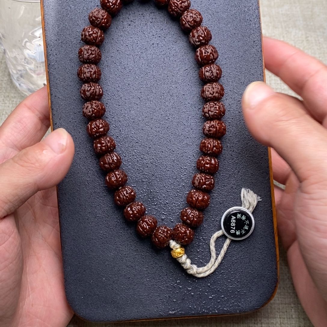 是***非吊坠金刚菩提老树王