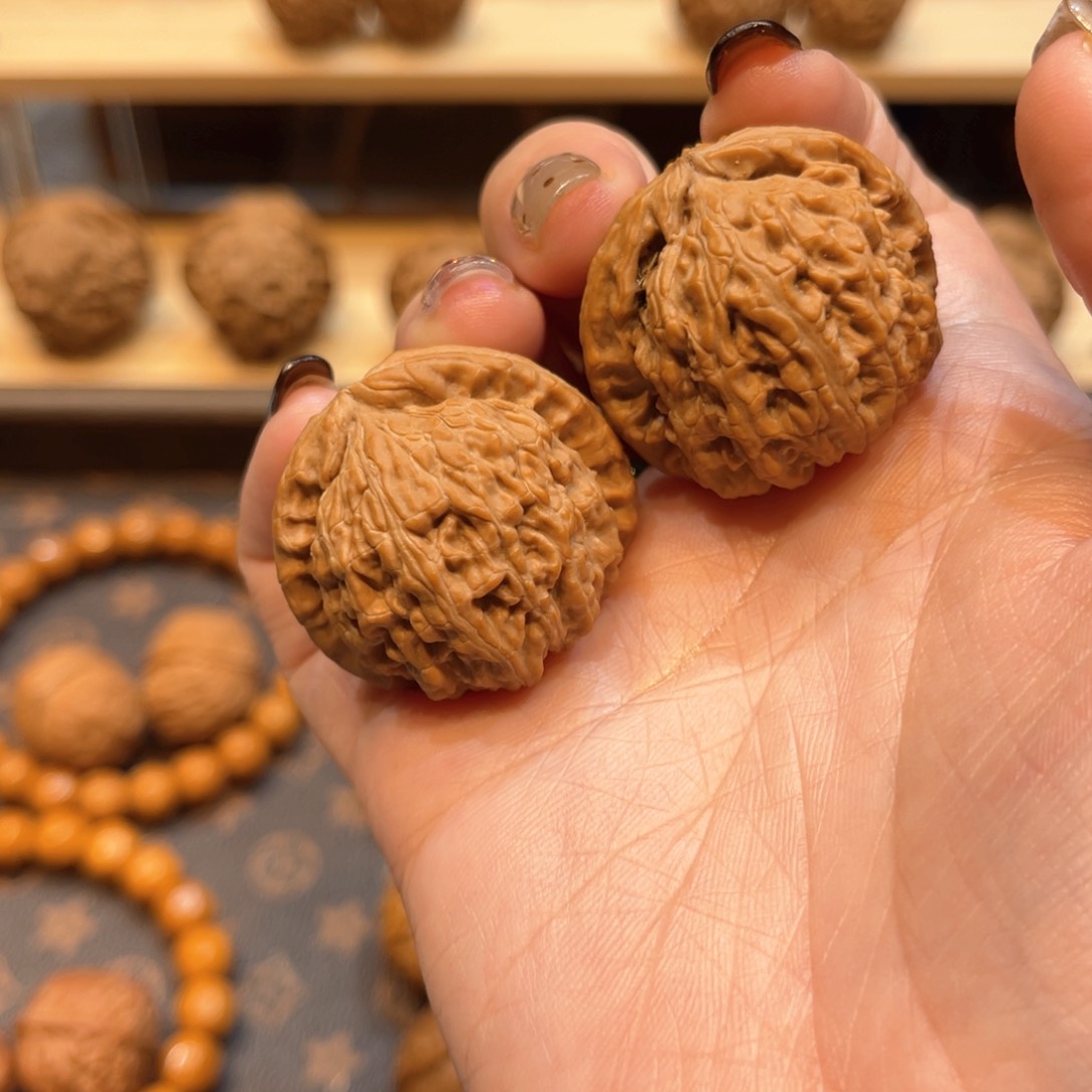 文玩核桃把件静*湿球白33尺