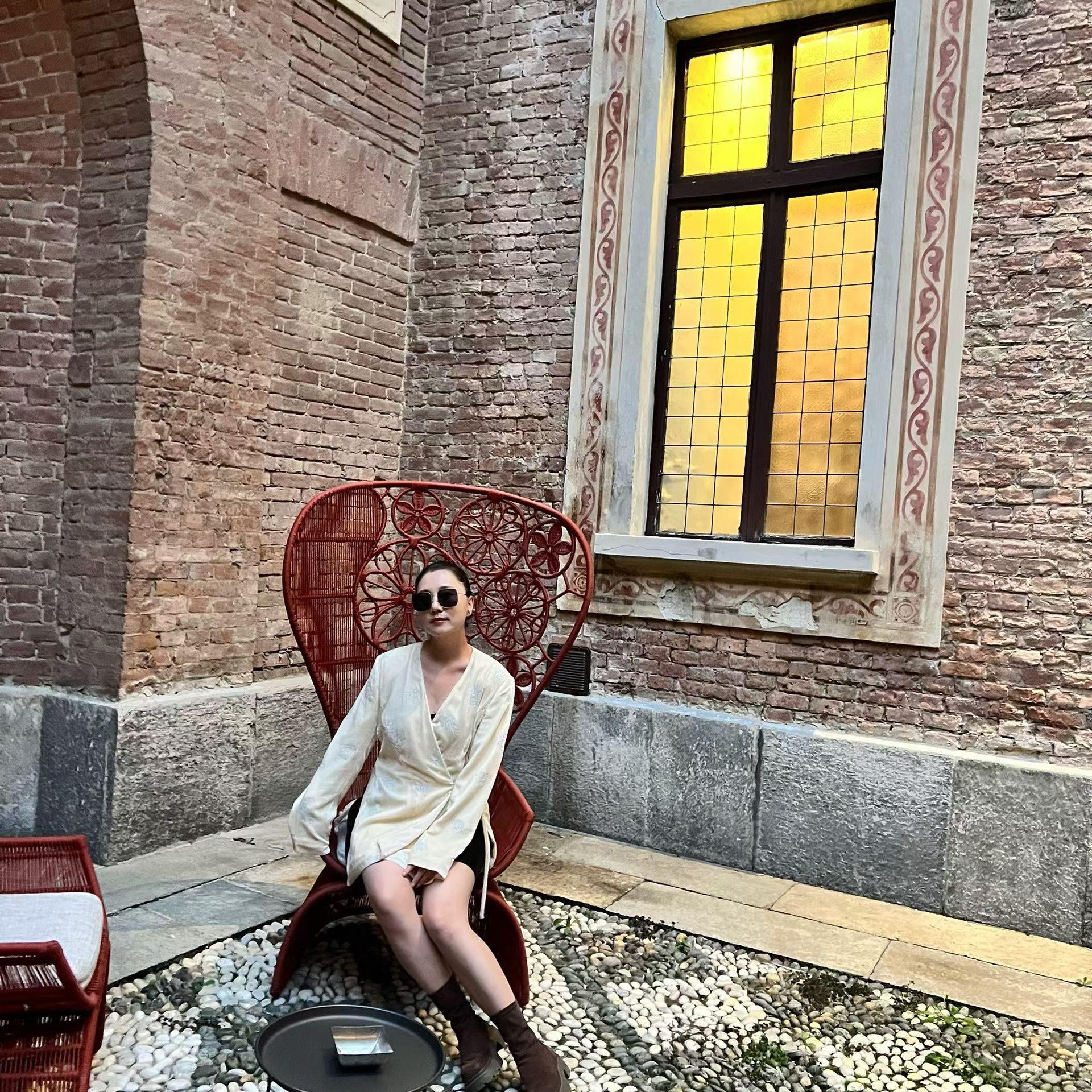 巴恩风设计师女装时尚气质显瘦长袖(619.9-799.9)