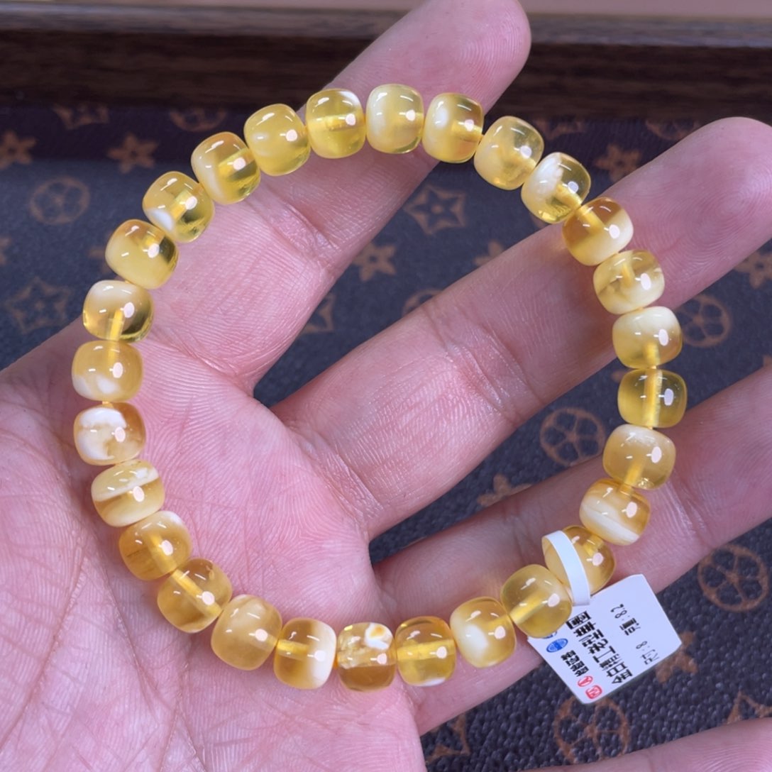 琥珀裸石未镶嵌5040000000