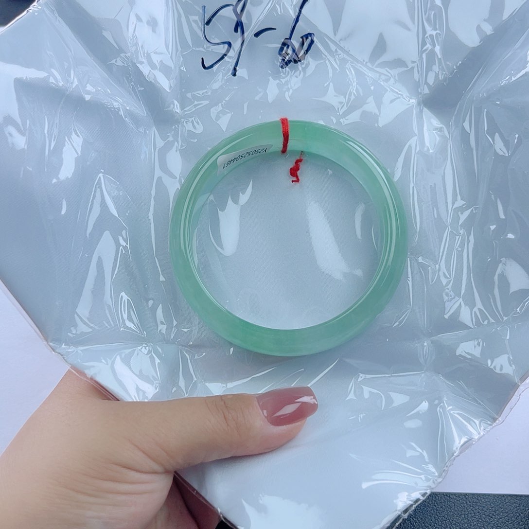 翡翠24 微包容 以实物为准