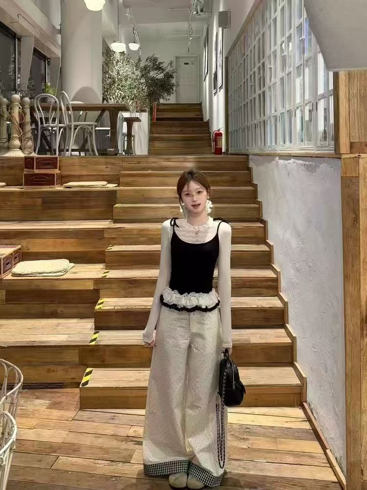 韩系少女感蕾丝荷叶边假两件T恤搭配高腰碎花阔腿裤套装