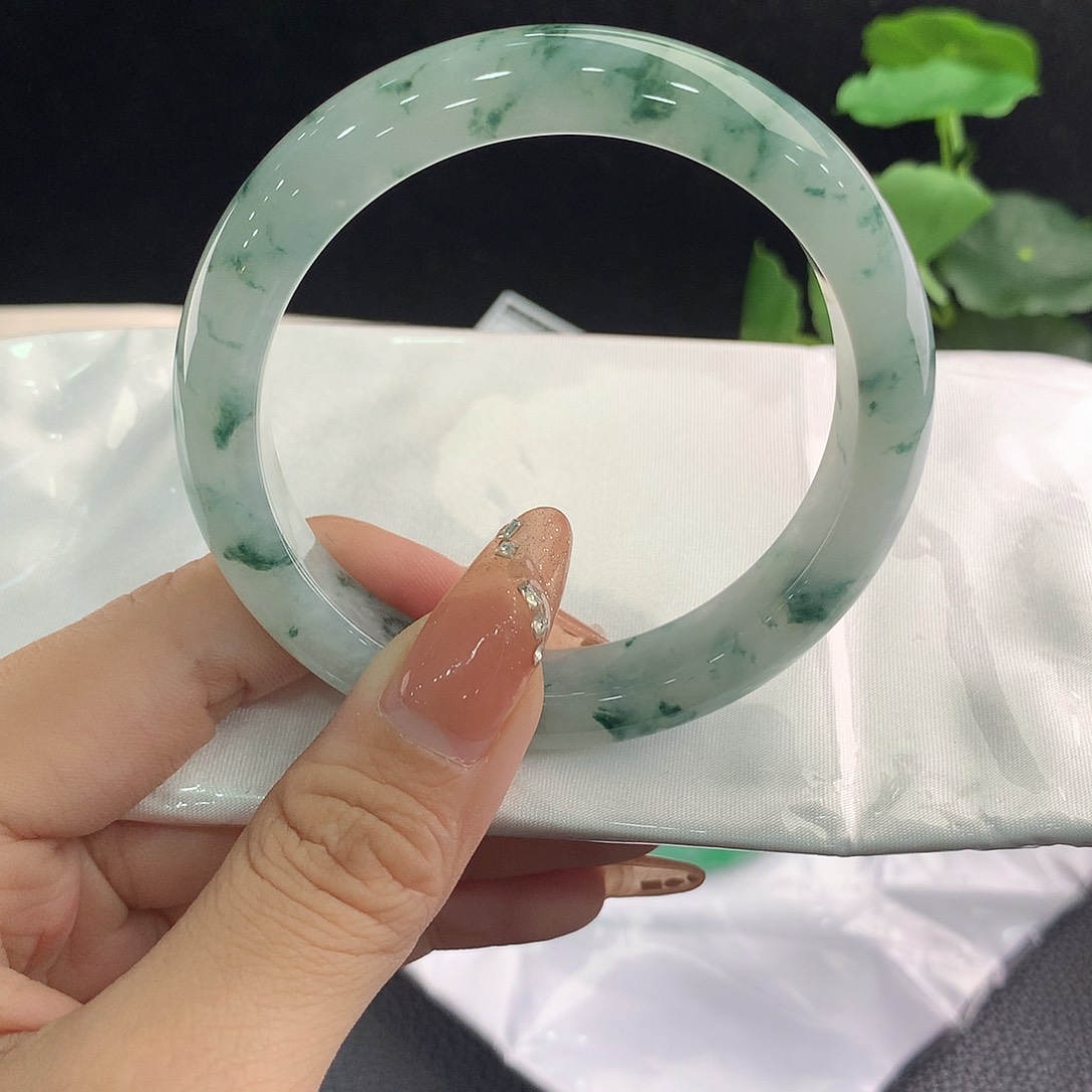 未镶嵌手镯翡翠正58