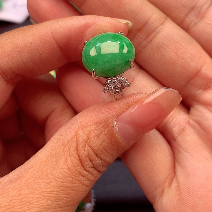 翡翠颈饰银S925镶嵌翡翠