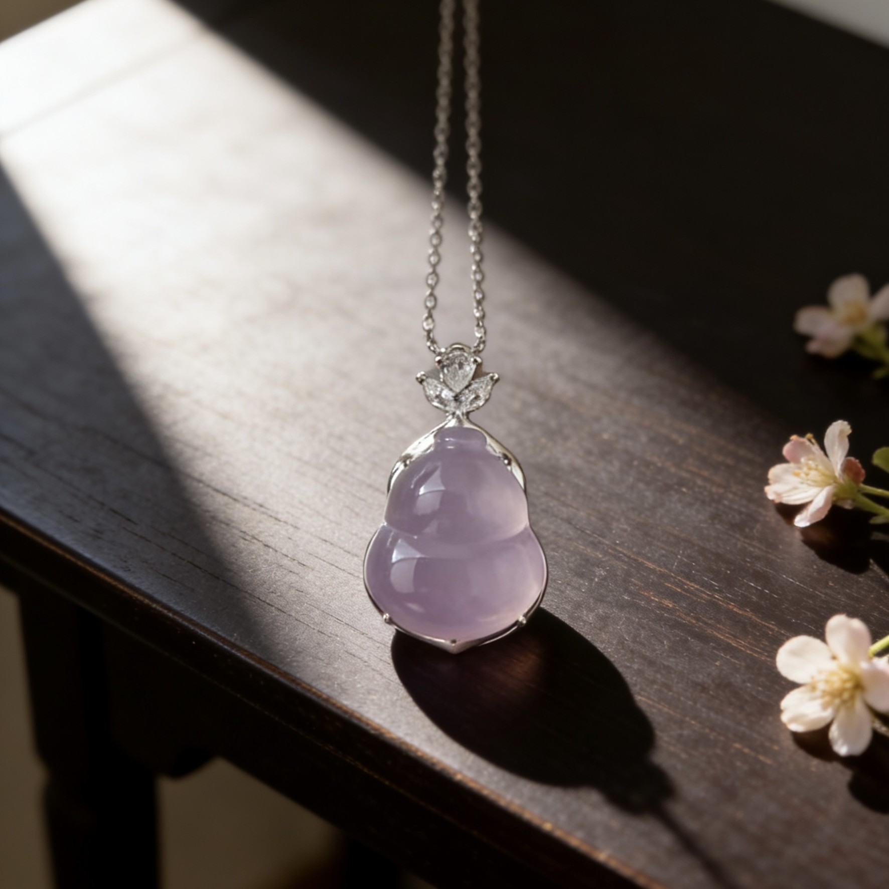 天然紫玉髓葫芦吊坠S925银镶适合年轻女生佩戴衣服百搭显气质