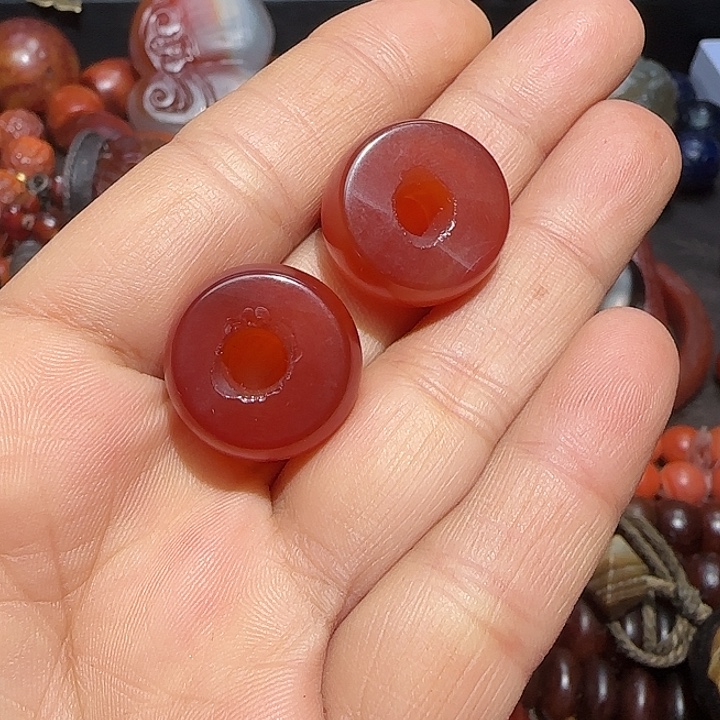 夏***凡玛瑙/玉髓未镶嵌颈饰