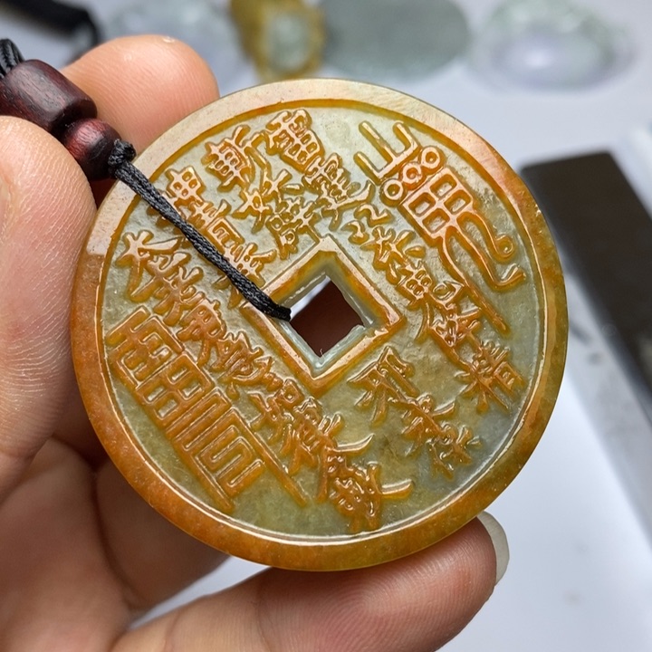 颈饰未镶嵌翡翠翡翠