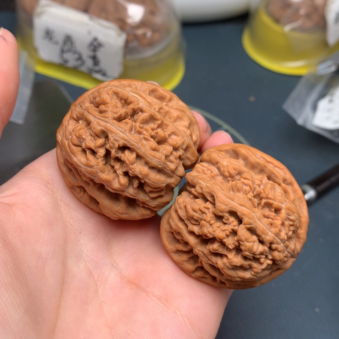 文玩核桃把件42-8537-0