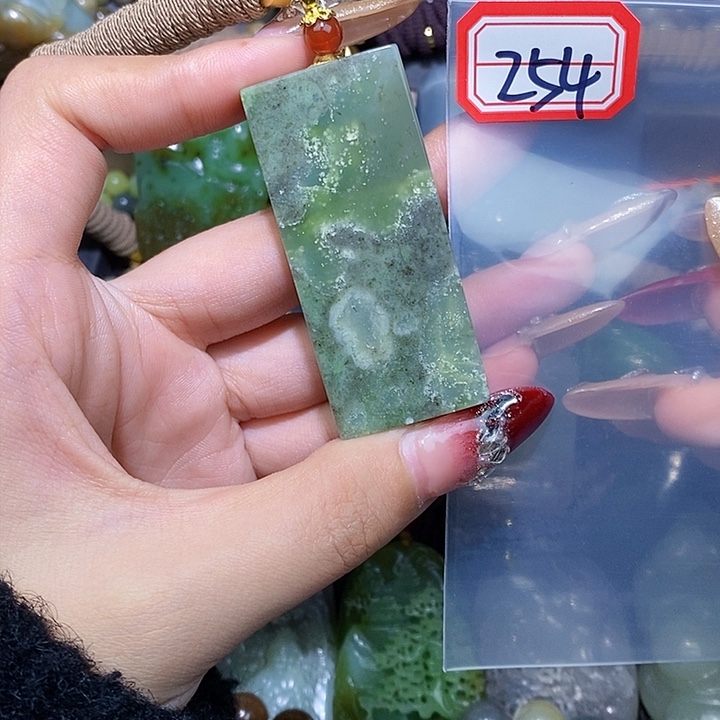 和田玉和田玉边角料随机发未镶嵌