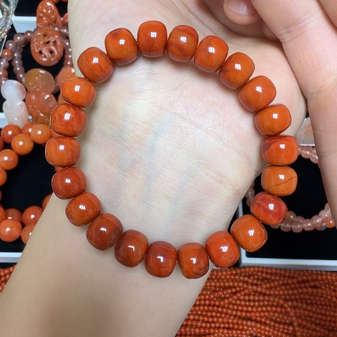 南红玛瑙未镶嵌瓦西高品质老邢满色满肉柿子红单圈10.5mm35.7g