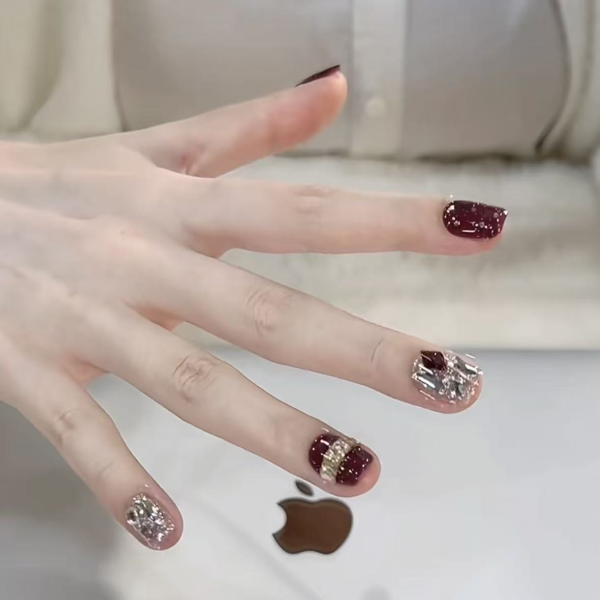 【紫气东来】野世穿戴甲 浆果紫带钻爆闪重工显白款美甲