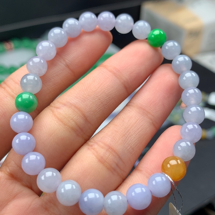 翡翠手镯未镶嵌卡