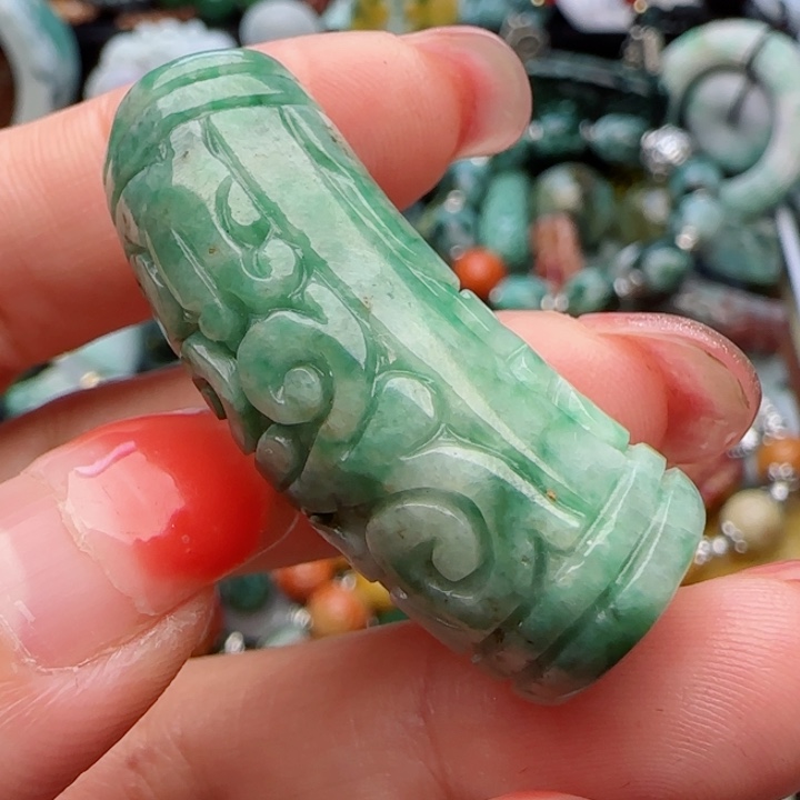 翡翠颈饰未镶嵌越***f天然A货