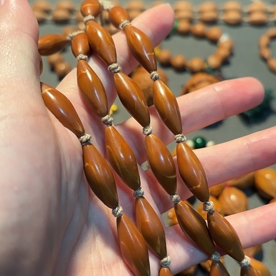 李***虎0.9小柳叶光板脖挂