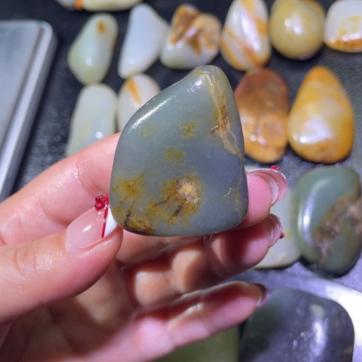 【闪购商品】颈饰未镶嵌和田玉