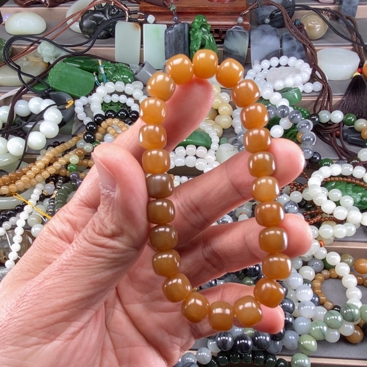 练***半和田玉未镶嵌挂件