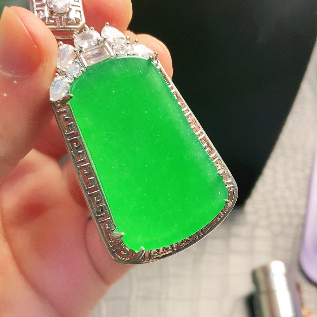 翡翠银S925镶嵌颈饰