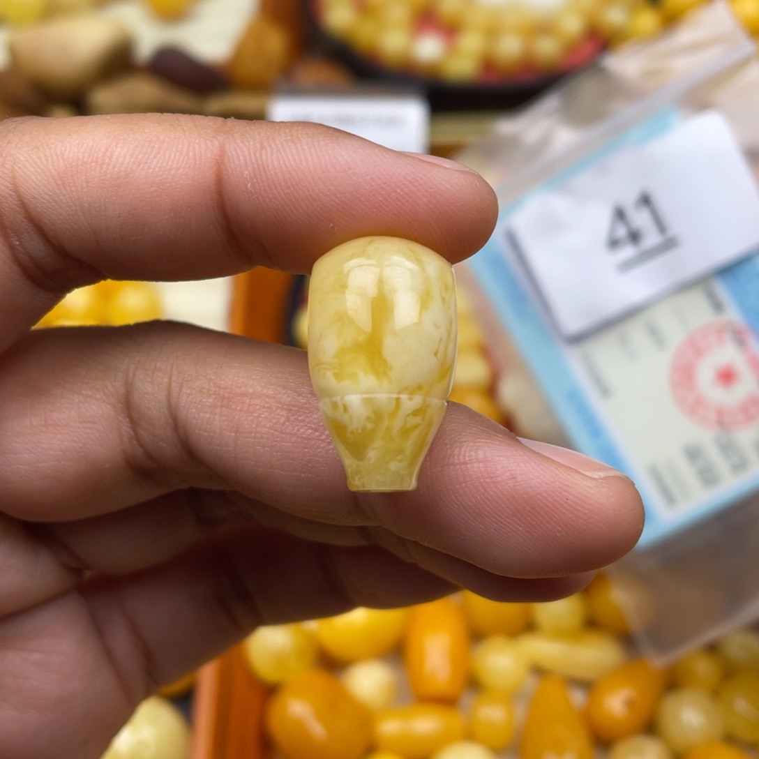 琥珀珠宝奇石未镶嵌14.1