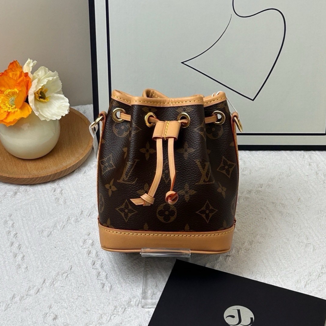 95新 LouisVuitton/路易威登 nano 小水桶老花 芯片款 /JW8273