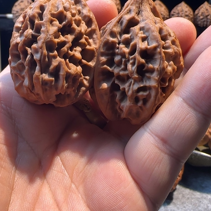 吊坠文玩核桃宴****号