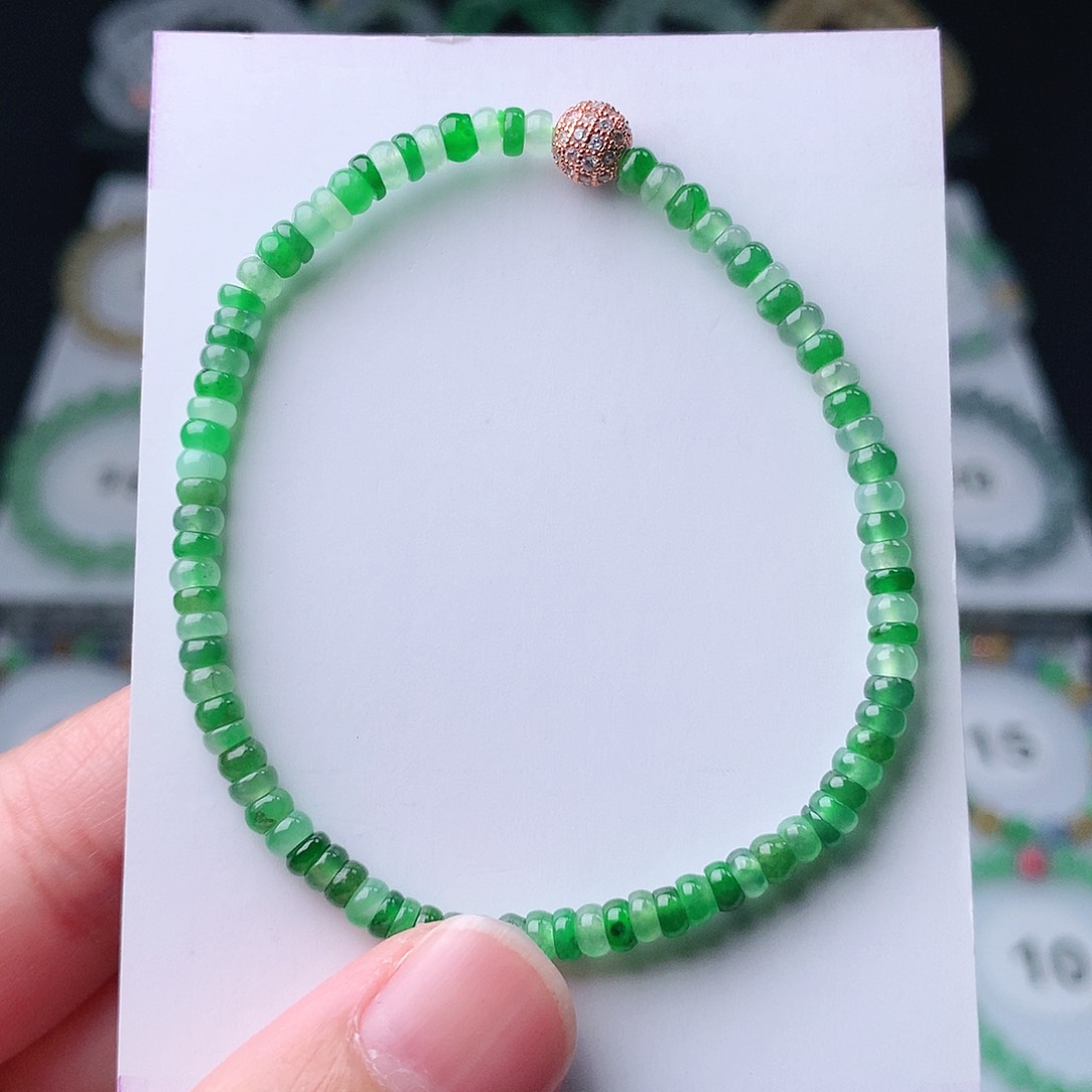 翡翠手串未镶嵌翡翠