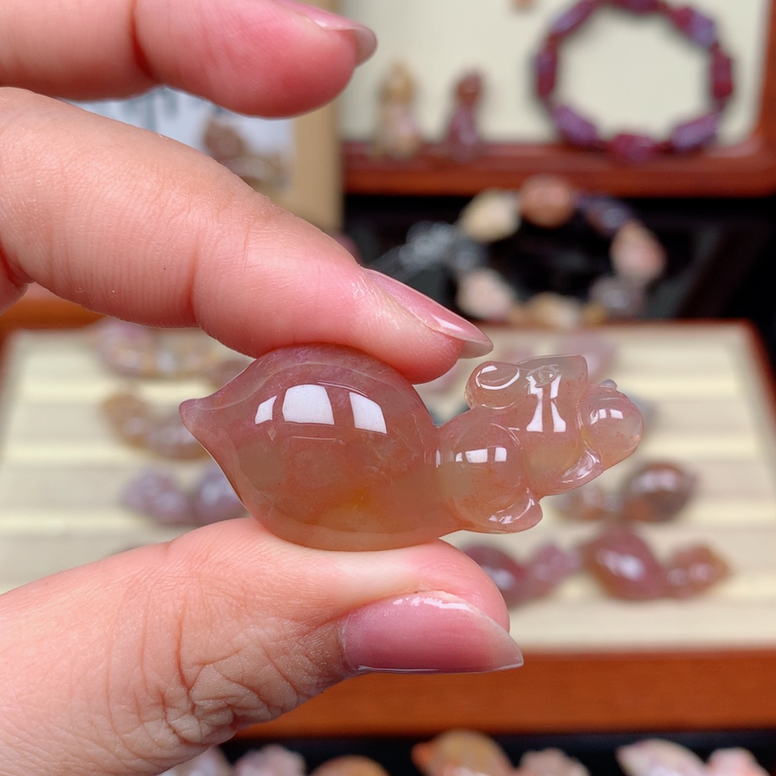 硅化玉颈饰未镶嵌