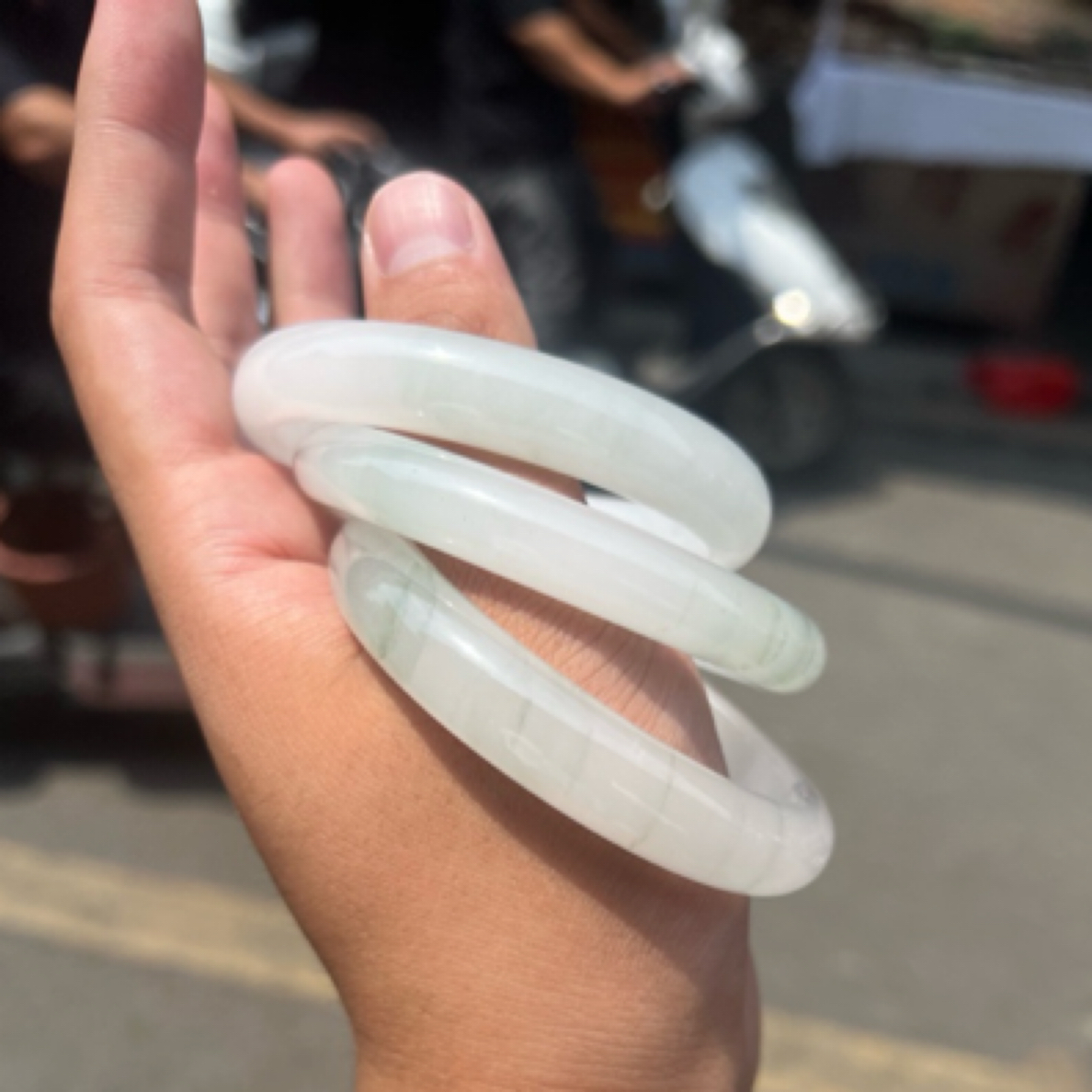 【天山翠带翠手镯】新疆天然玉石白月光微翠手镯多样性发货拍一发一