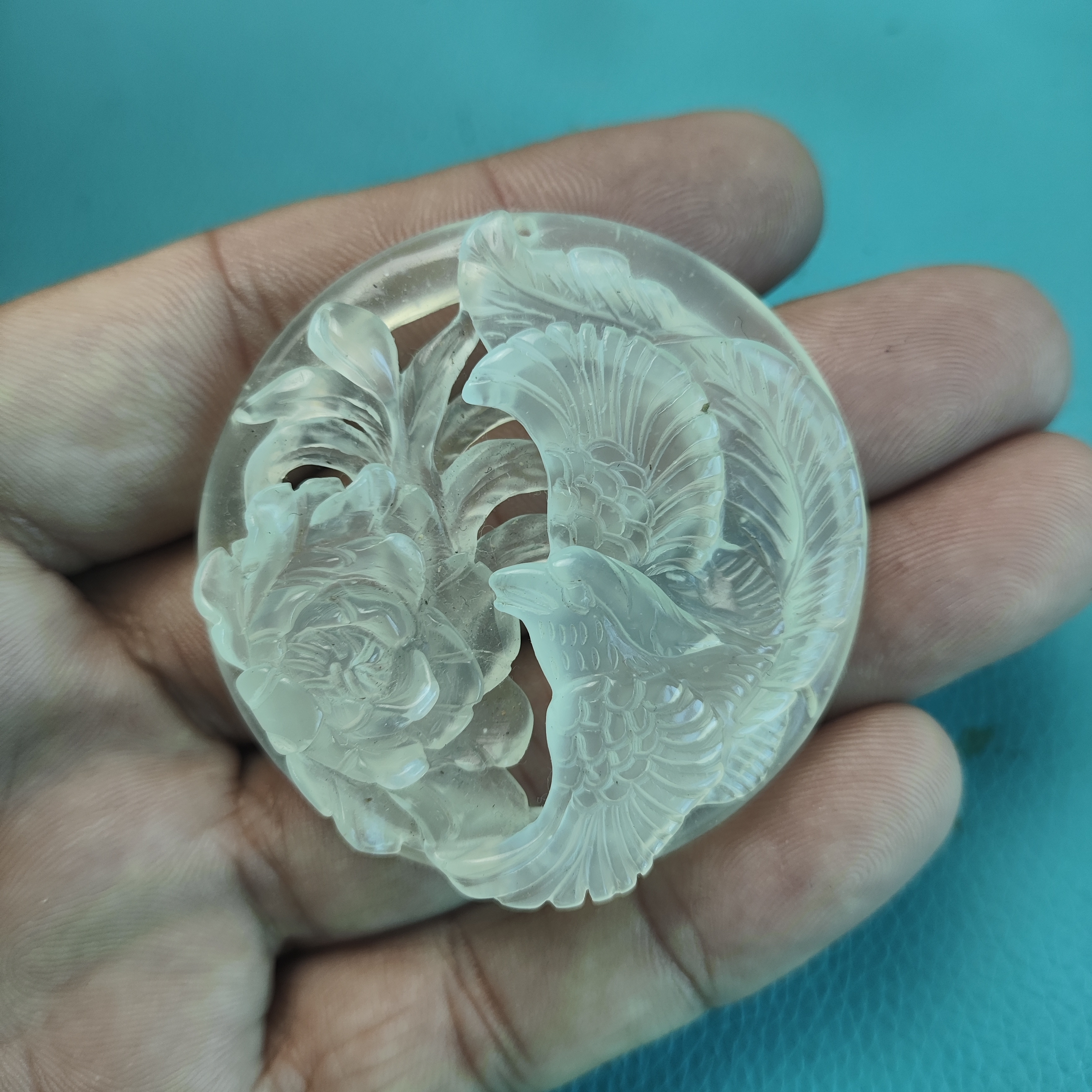 纯天然岫玉手工雕刻凤戏牡丹吊坠