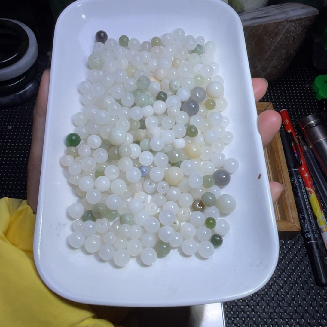 未镶嵌和田玉珠宝半成品2