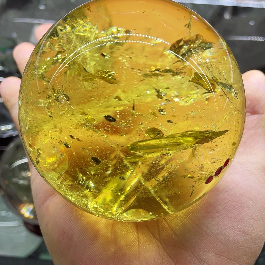 水晶摆件未镶嵌水晶?*庭