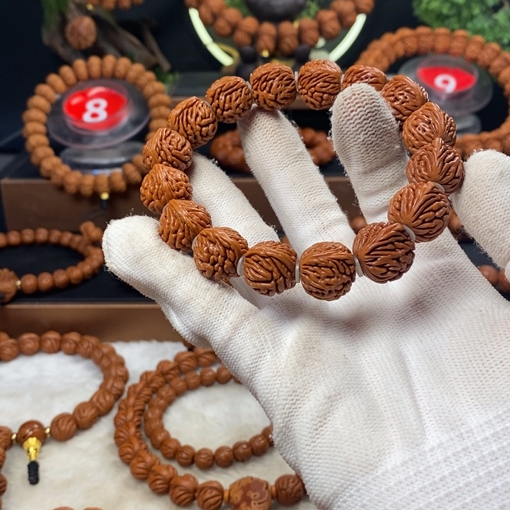 桃核吊坠秦岭龙纹