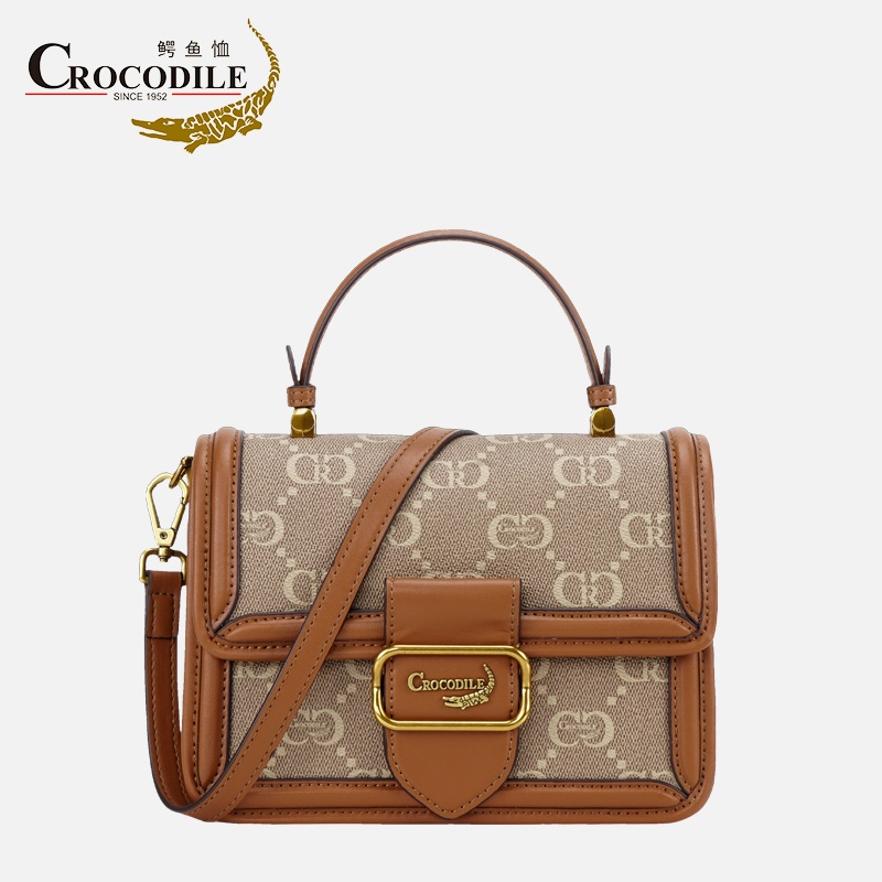 鳄鱼恤CB00031鳄鱼恤双C专用面料手拎盒子包焦糖色女包