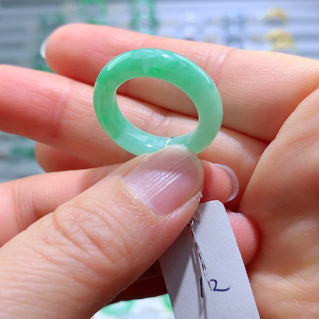 翡翠戒指未镶嵌12号