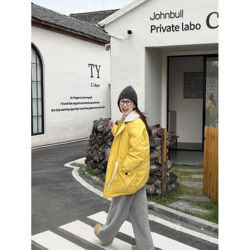 【小黄鸭】90白鸭绒撞色毛领羽绒服 03230