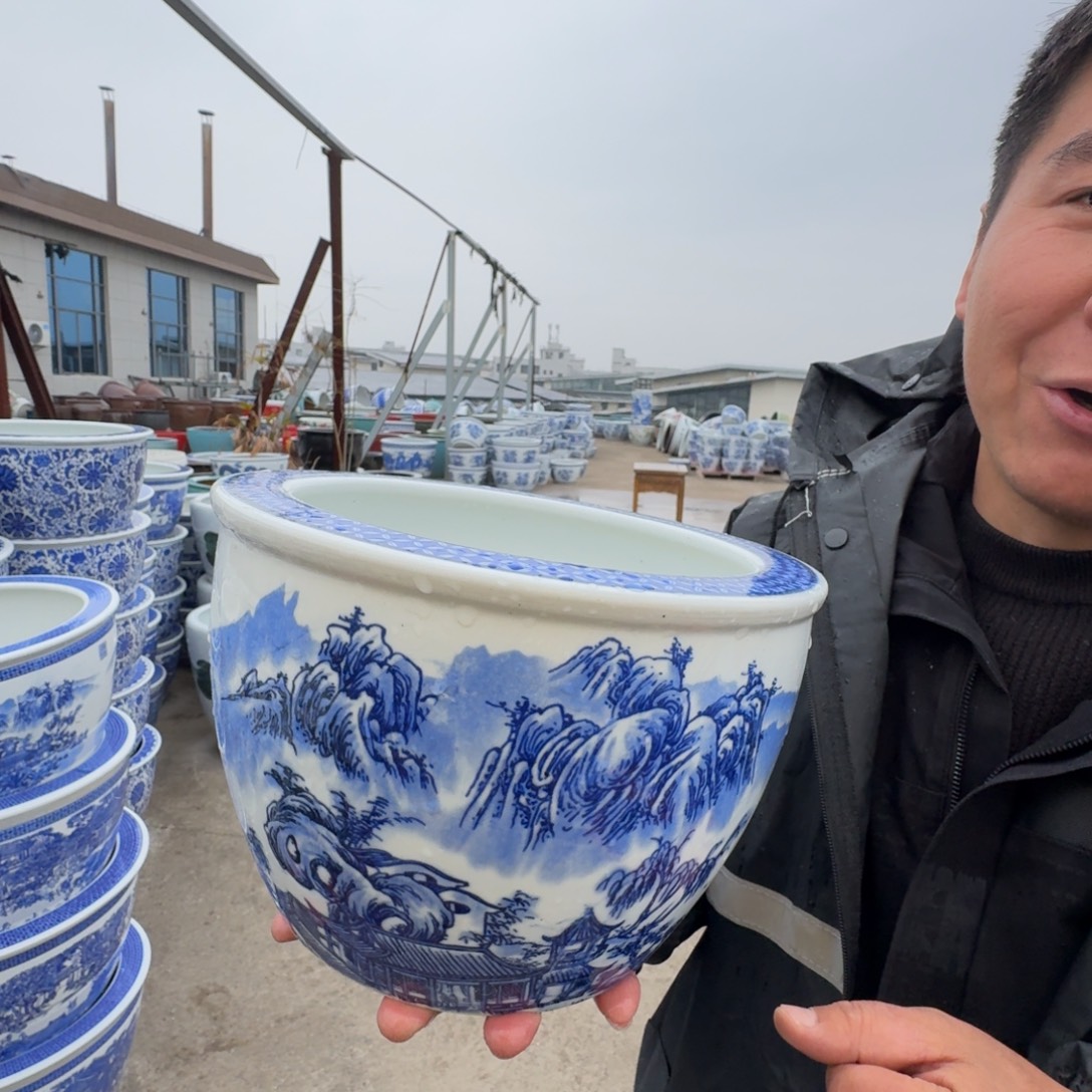 瓷片直径22，高15。。。